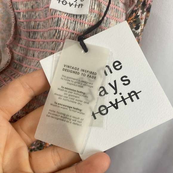 URBAN Outfitters Somedays Lovin Dream Boy Cropped Top - Size Large NWT - Picture 7 of 12